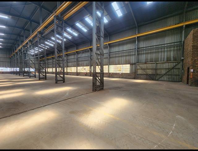 2,400M² WAREHOUSE TO LET IN WADEVILLE